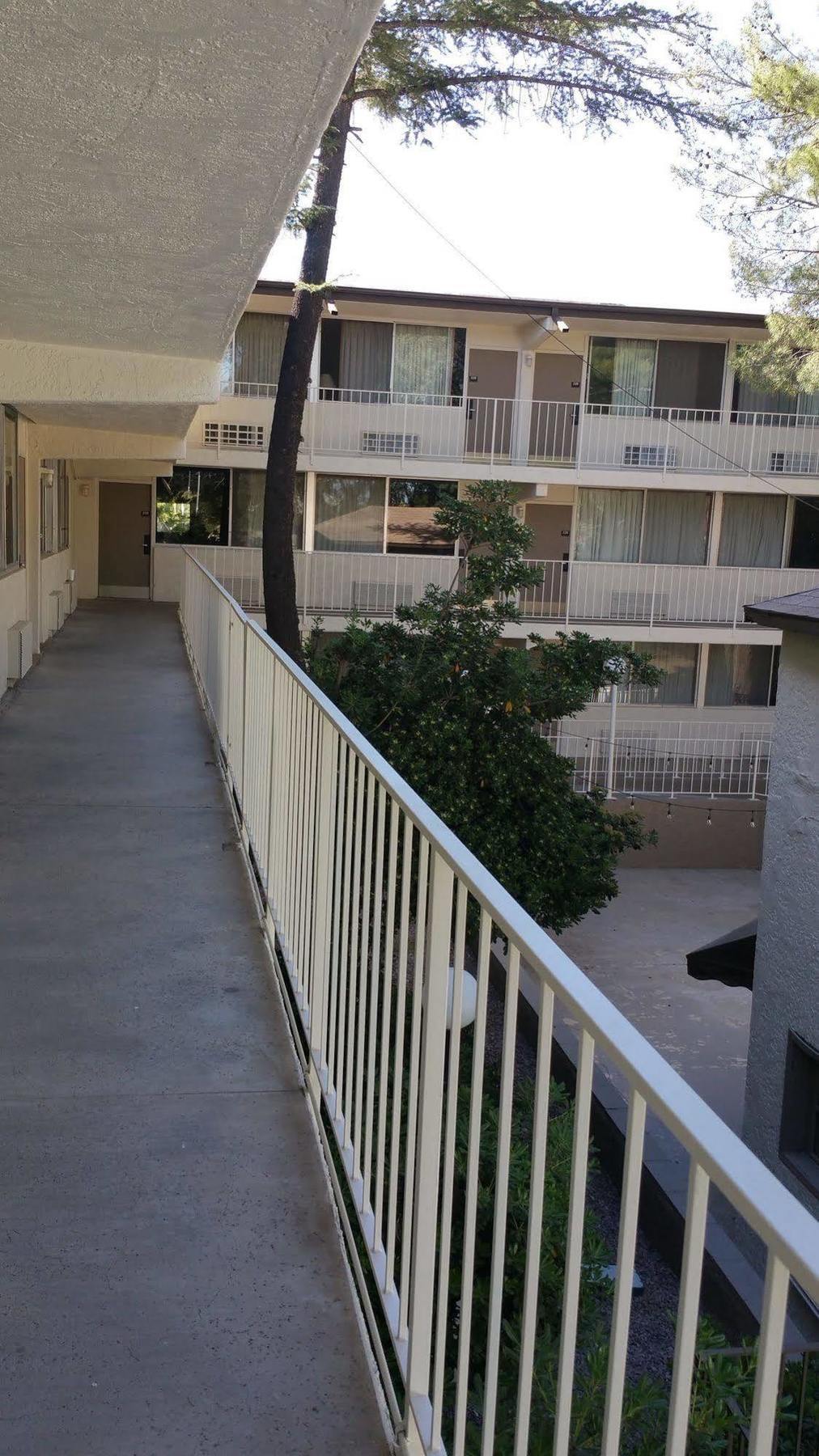 Mariposa Hotel 诺加利斯 外观 照片