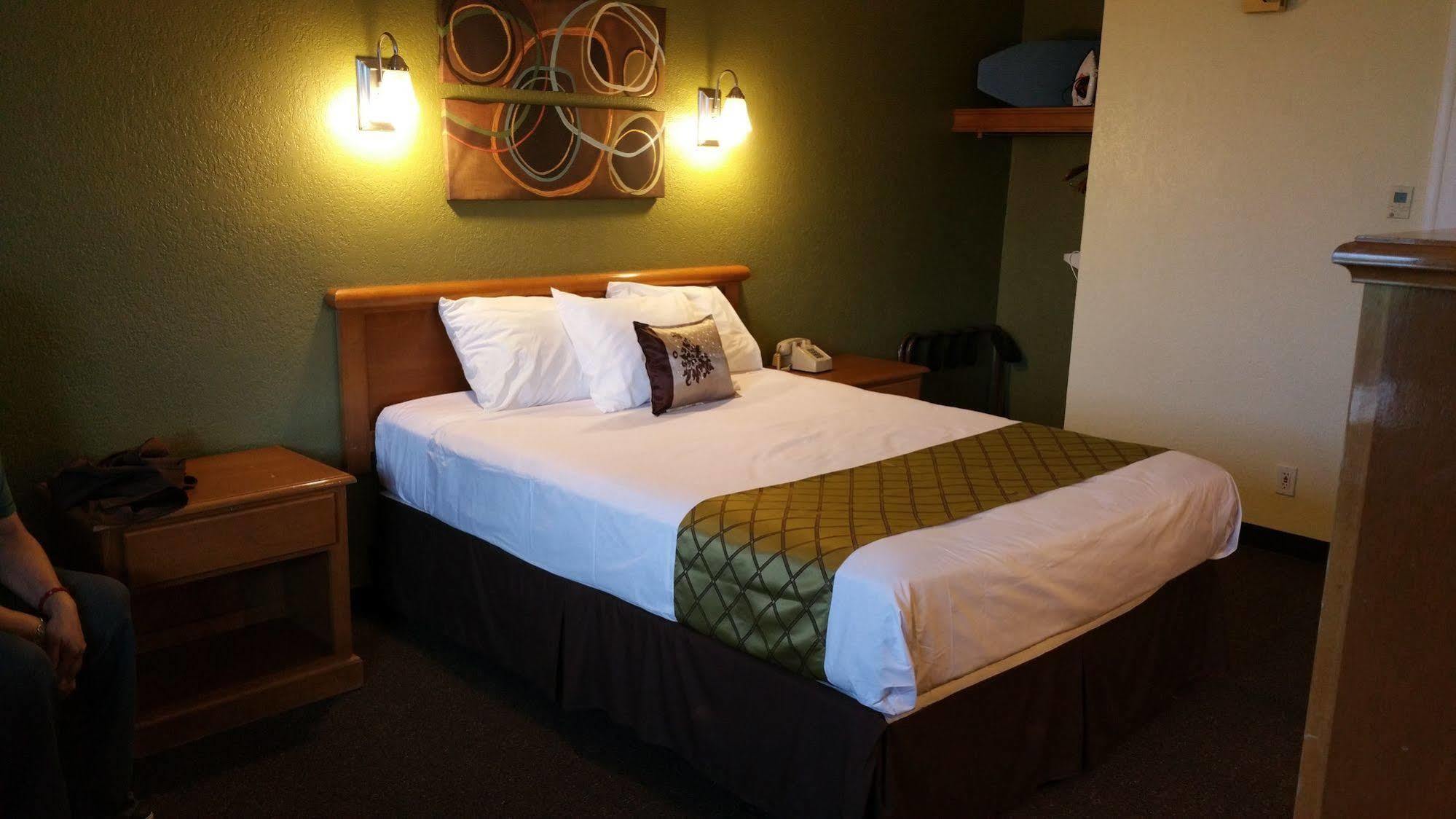 Mariposa Hotel 诺加利斯 外观 照片